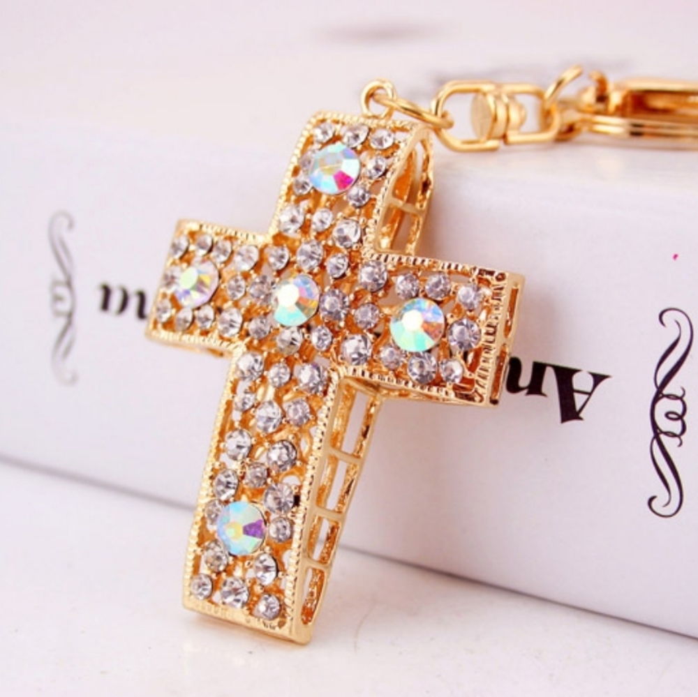 ‼️CLEARANCE PRICE FIRM‼️✝️Cross Keychain✝️
